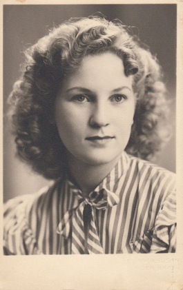 Dee as a young woman